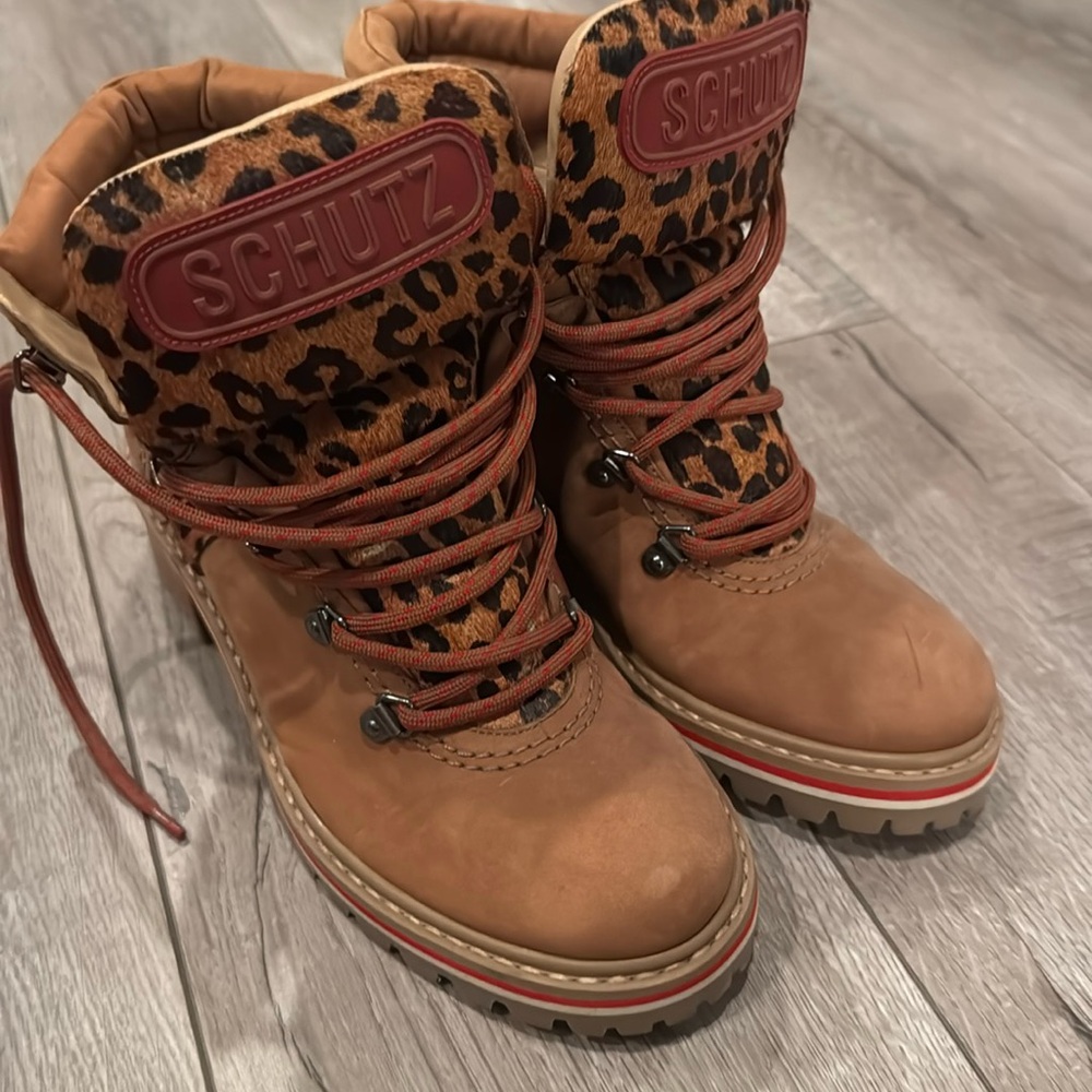 SCHUTZ Working Boot